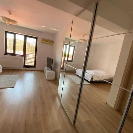 Natatiei Appartement Boekarest Buitenkant foto