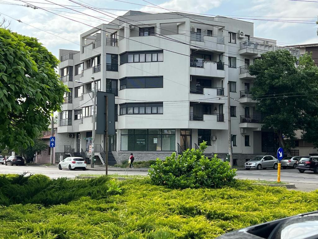 Natatiei Appartement Boekarest Buitenkant foto